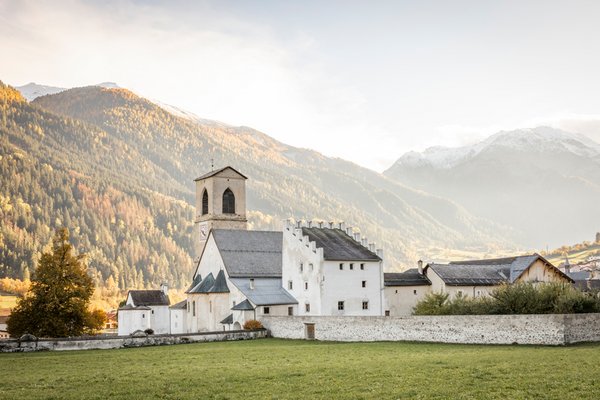 Kloster St. Johann Weltkulturerbestätte - Hotel Chalavaina