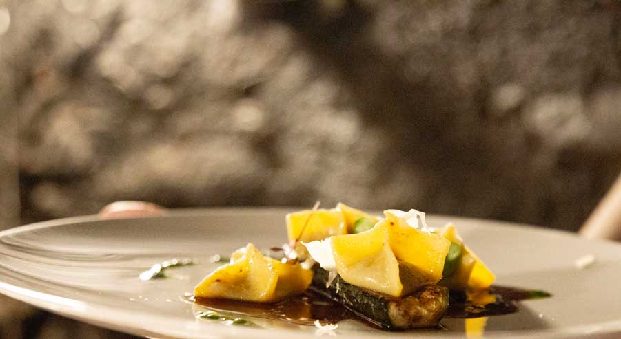 Restaurant Hotel Chasa Chalavaina - Lokale und biologische Zutaten aus der Biosfera Val Müstair, MWaldner Restaurant Hotel Chasa Chalavaina - Lokale und biologische Zutaten aus der Biosfera Val Müstair, MWaldner